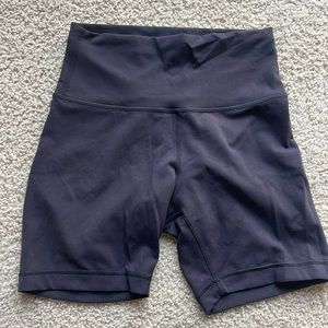 Size 6 Lululemon Biker Shorts